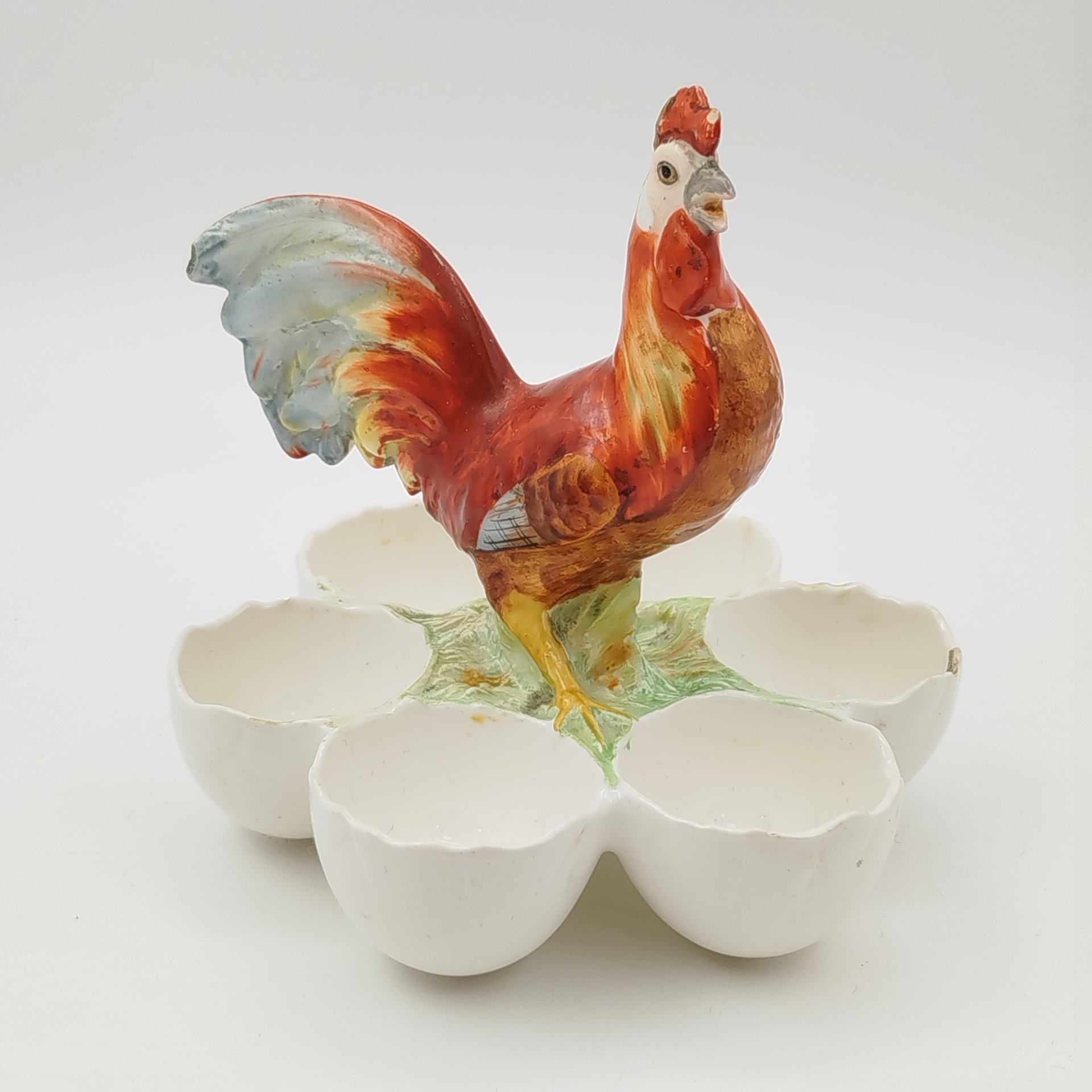 Пашотница (подставка для яиц) с фигуркой петуха, фабрика "Max Roesler"