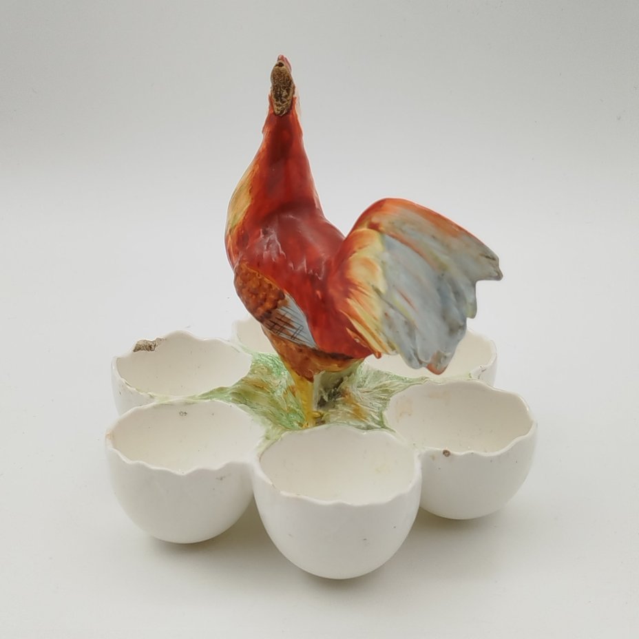 Пашотница (подставка для яиц) с фигуркой петуха, фабрика "Max Roesler"