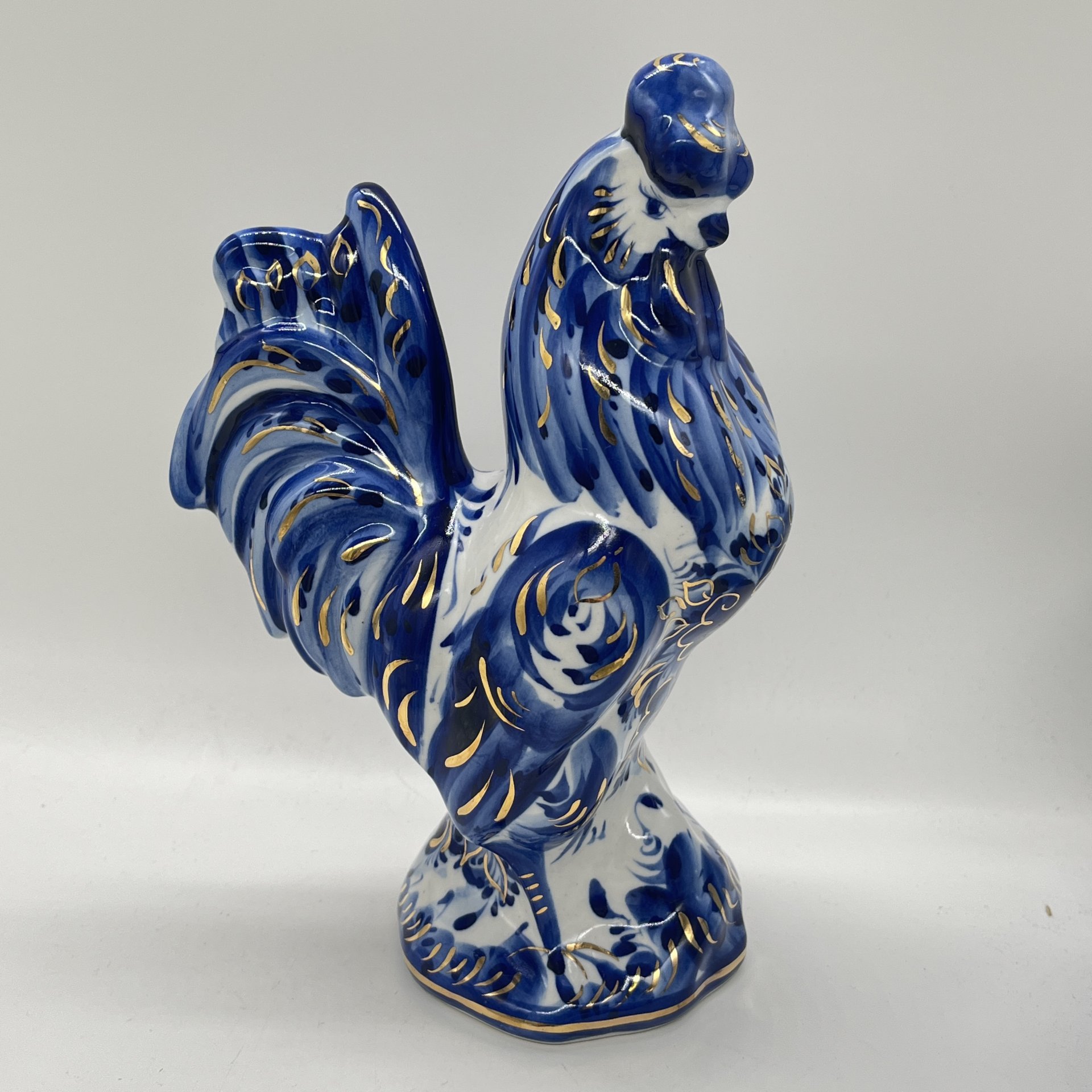 Статуэтка "Петух" с расписным декором, Гжель, фарфор, роспись, Россия, 1990-2010 гг.