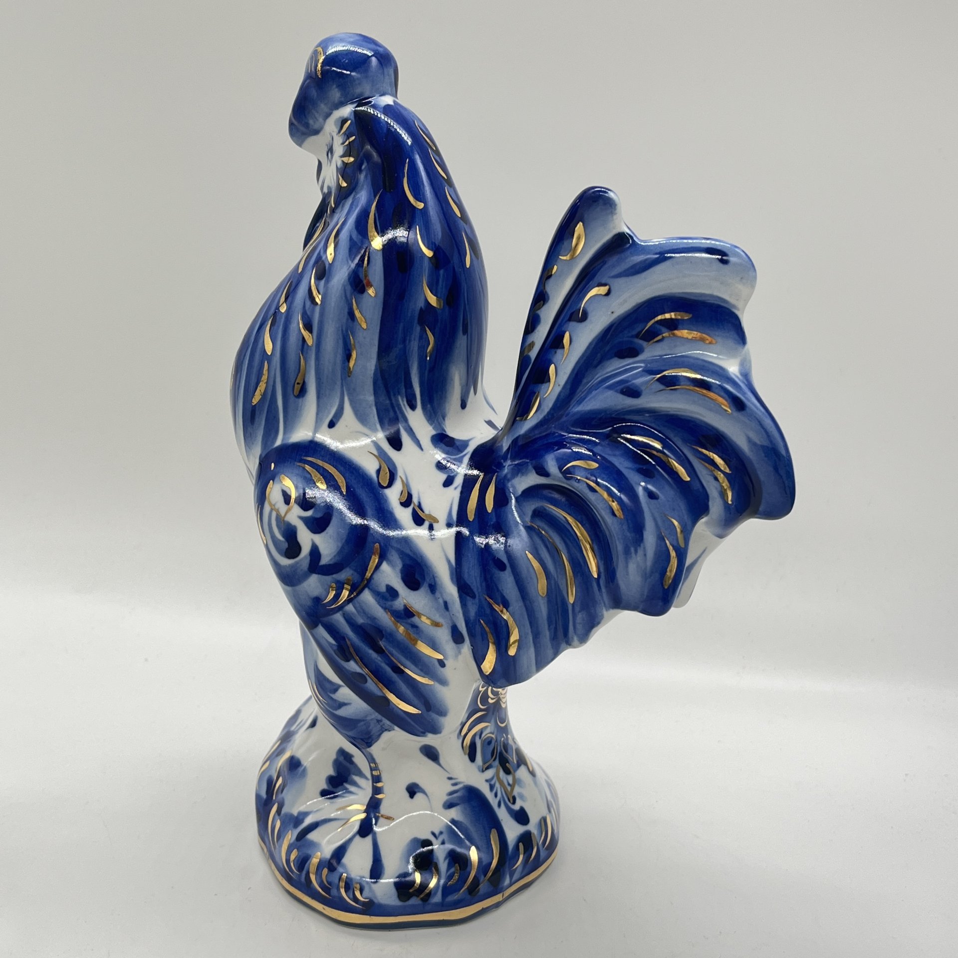 Статуэтка "Петух" с расписным декором, Гжель, фарфор, роспись, Россия, 1990-2010 гг.