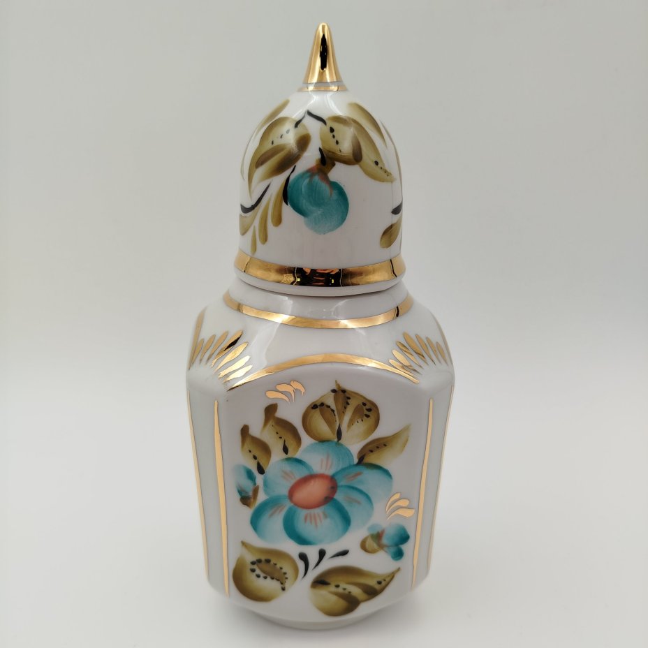 Чайница с цветочным декором, фарфор, роспись, золочение, Кисловодская фабрика сувениров, СССР, 1980-1990 гг.