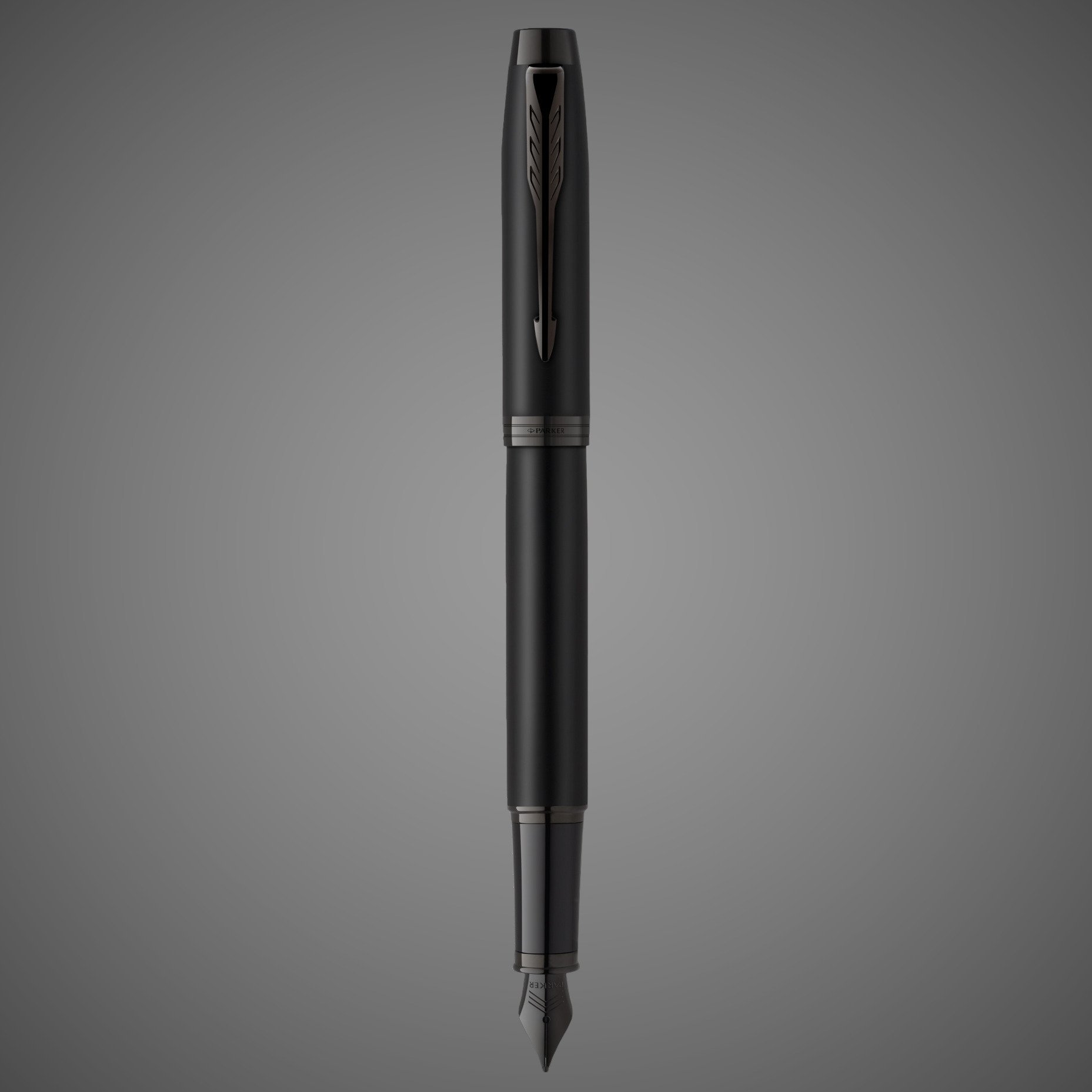 Перьевая ручка Parker IM Achromatic, Black BT, перо: F, цвет чернил: blue, в подарочной упаковке., Лаки и смолы: лак, латунь