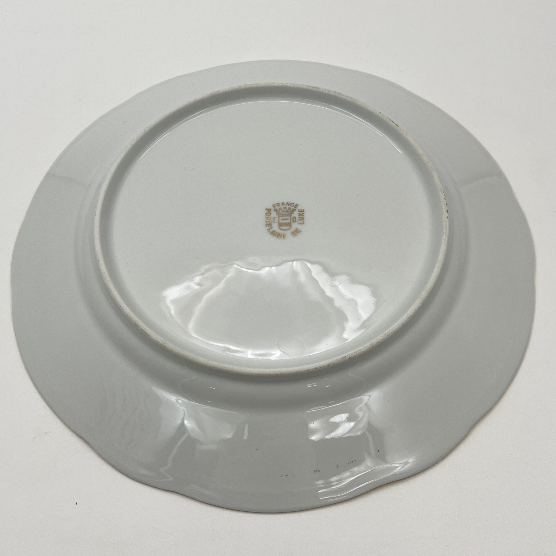 Тарелка декоративная, украшенная изображением Наполеона Бонопарта и Жозефины, фарфор, деколь, крытье, золочение, Limoges, Франция, 1960-1980 гг.