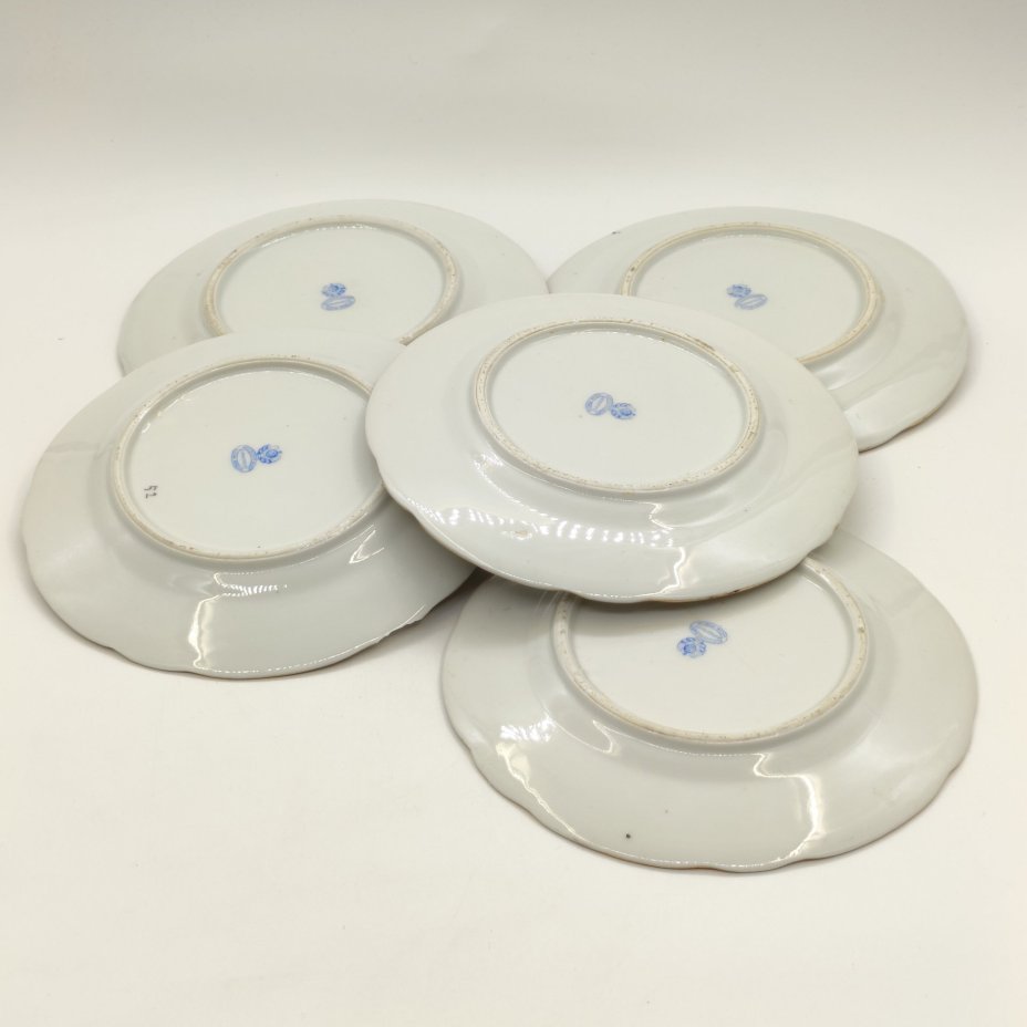 Набор из 5-ти десертных тарелок с цветочным декором, фарфор, деколь, золочение, Дулевский фарфоровый завод (Дулёво), СССР, 1918-1930 гг.