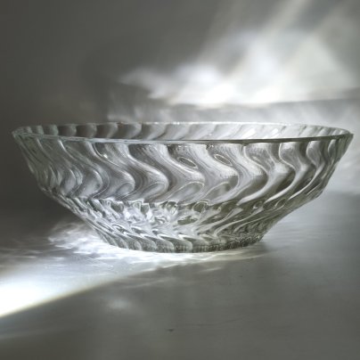 Кофнетница (фруктовница) с рельефным декором, стекло, пресс, Уршельский стеклозавод имени 10-й годовщины Октября, СССР, 1963-1983 гг.