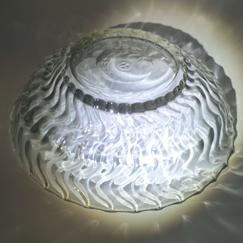 Кофнетница (фруктовница) с рельефным декором, стекло, пресс, Уршельский стеклозавод имени 10-й годовщины Октября, СССР, 1963-1983 гг.