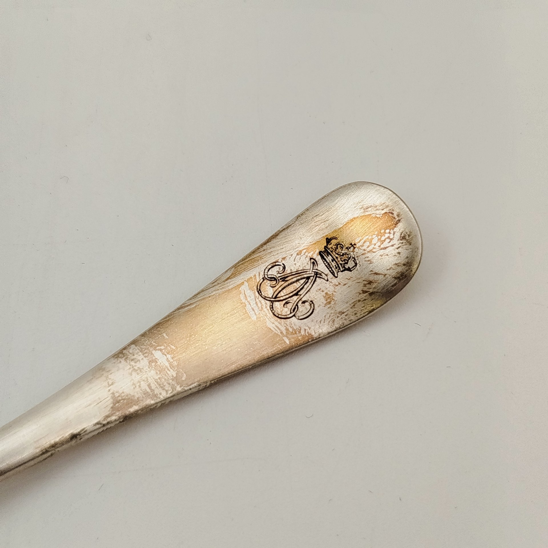 Нож для рыбы, украшенный монограммой с короной, металл, серебрение, Европа, 1890-1917 гг.