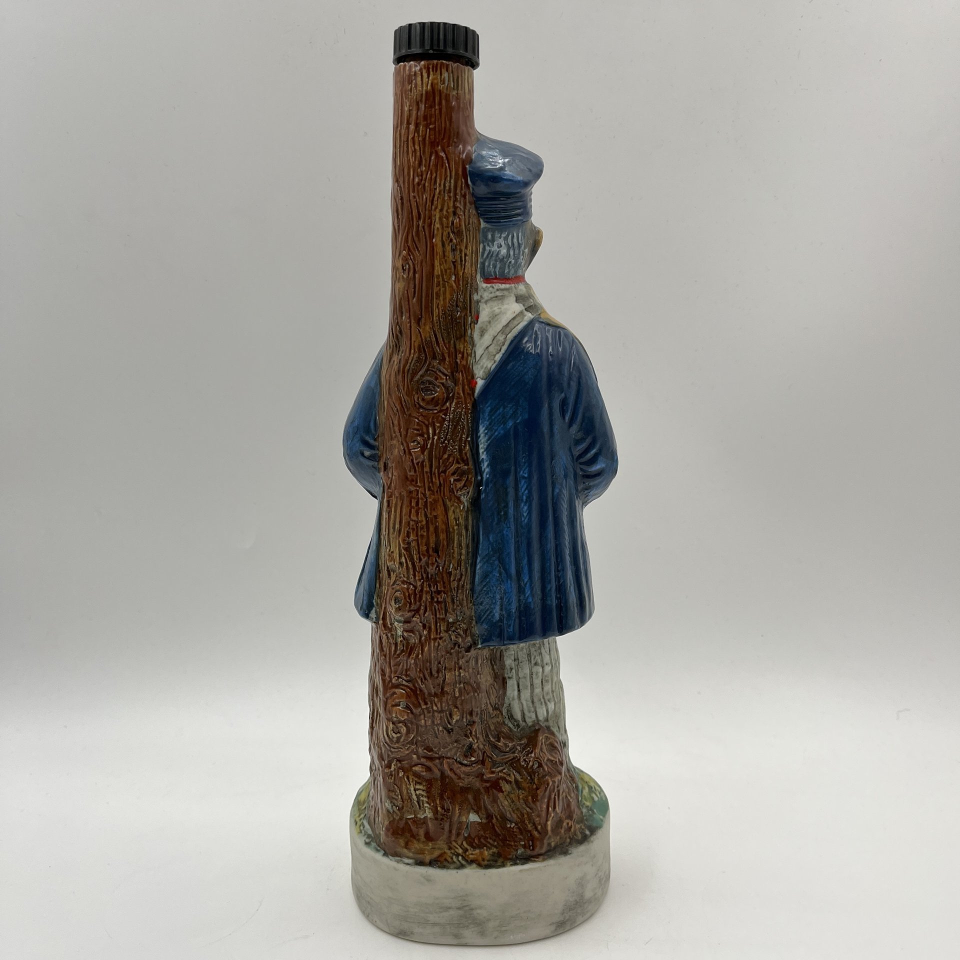 Штоф фигурный в виде мужчины в синем кафтане и фуражке, K.L.E.M., керамика, роспись, Италия, 1978 г.