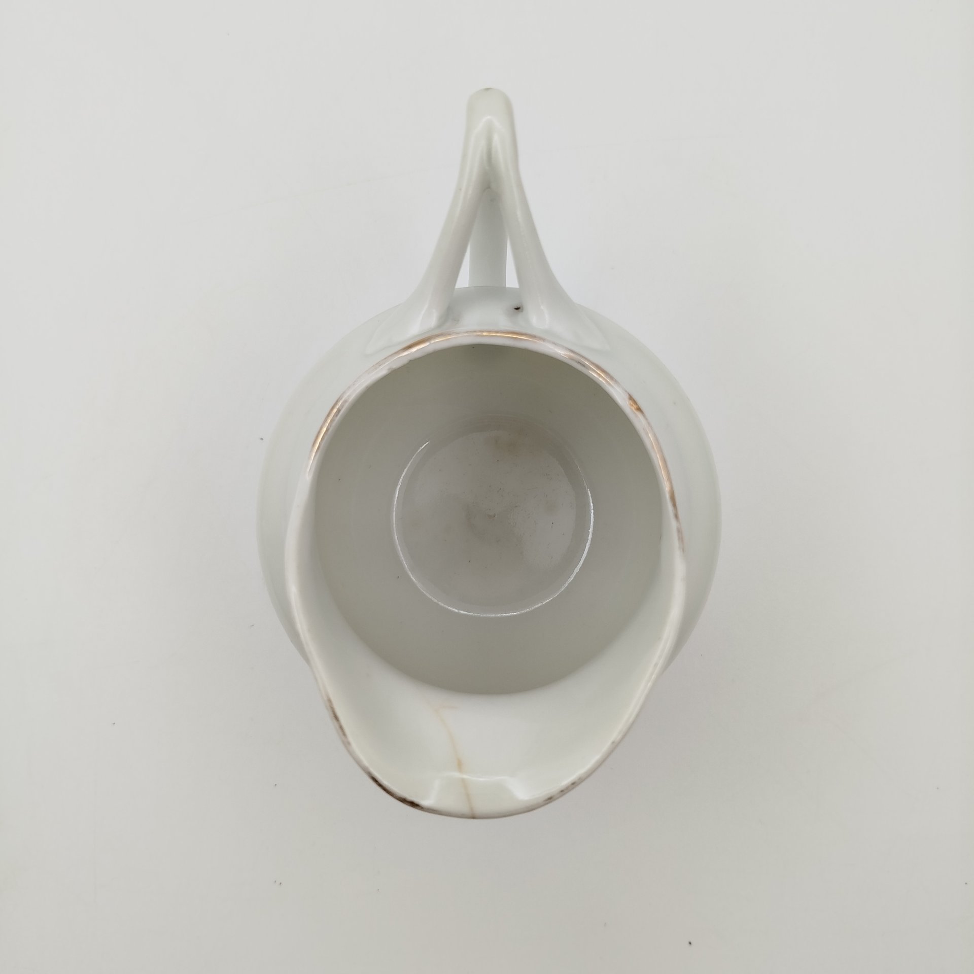 Молочник с декоративным пояском, фарфор, обводка, золочение, Фарфоровый завод «Пролетарий» (Бронница, Мста), СССР, 1927-1930 гг.