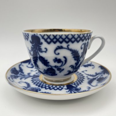 Пара чайная "Синие цветы", фарфор, деколь, золочение, Ленинградский фарфоровый завод (ЛФЗ), СССР, 1970-1986 гг.