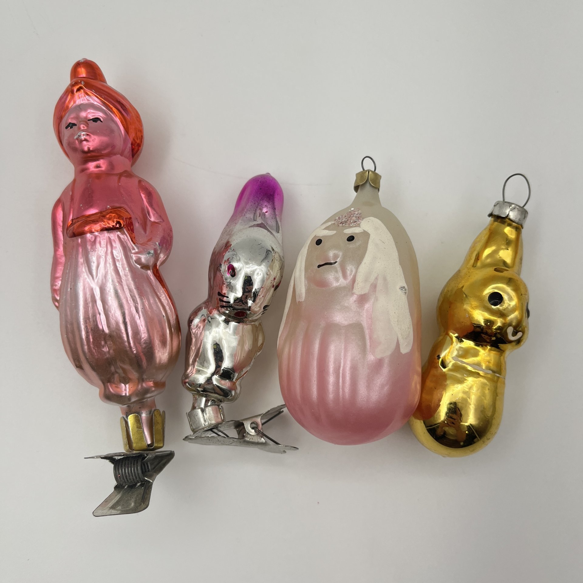 Набор из 4 елочных игрушек ("Маленький Мук", "Баба Яга", "Зайчик")