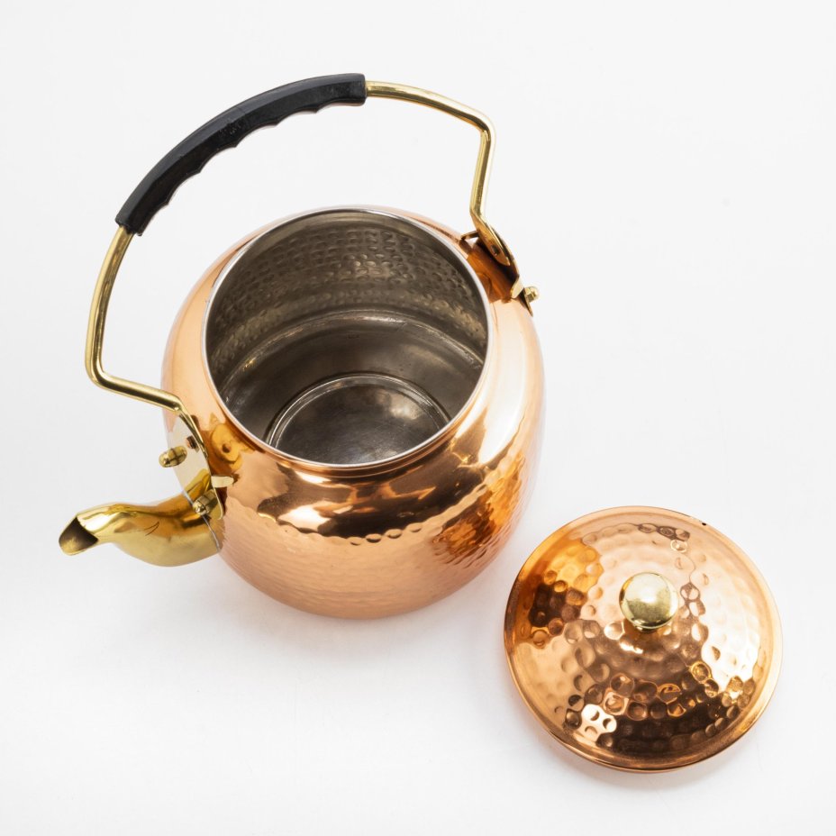 Чайник заварочный (винтажный), украшенный рельефным  декором