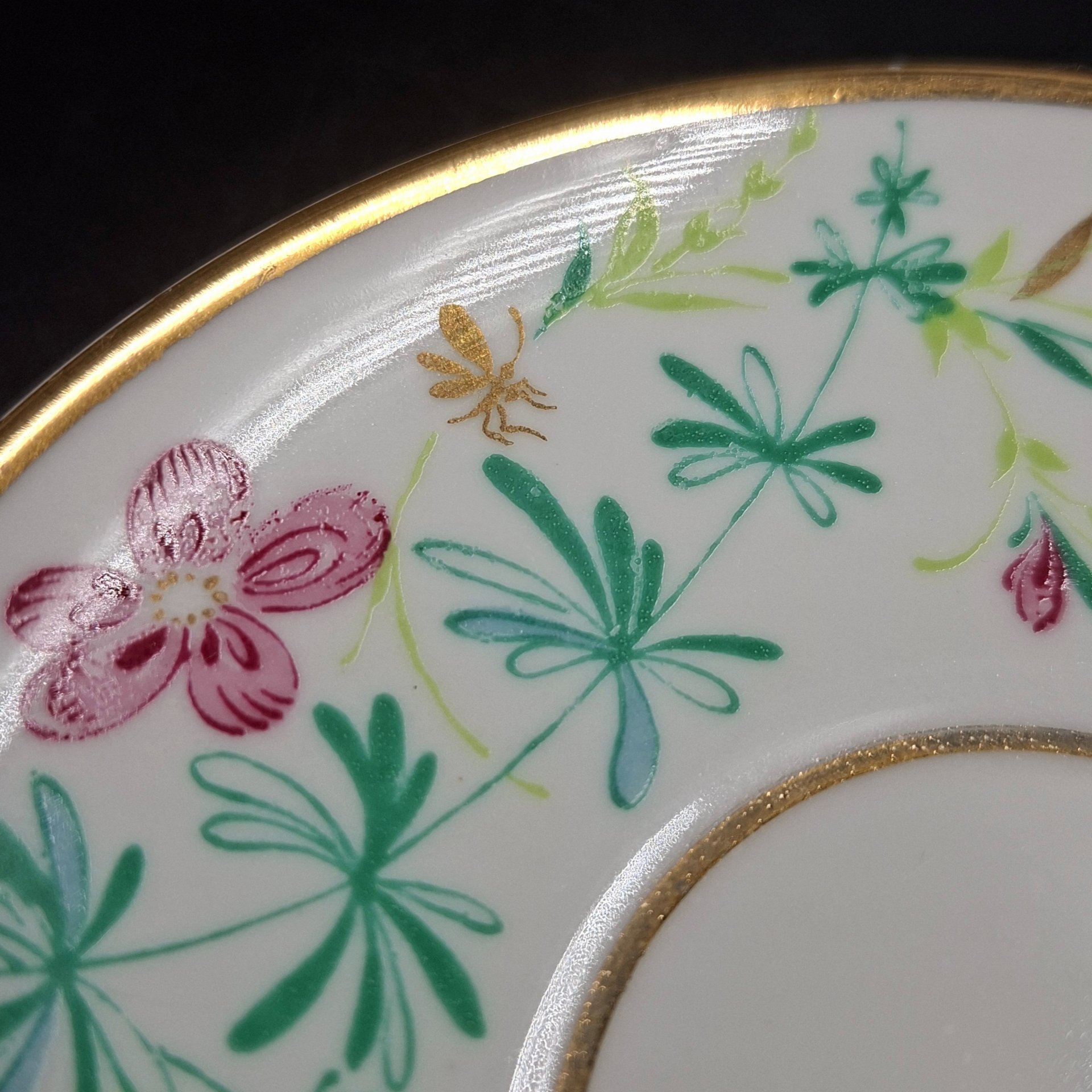 Пара кофейная "Комарики" (форма "Одуванчик"), фарфор, деколь, Ленинградский фарфоровый завод (ЛФЗ), Россия, 1970-1991 гг.