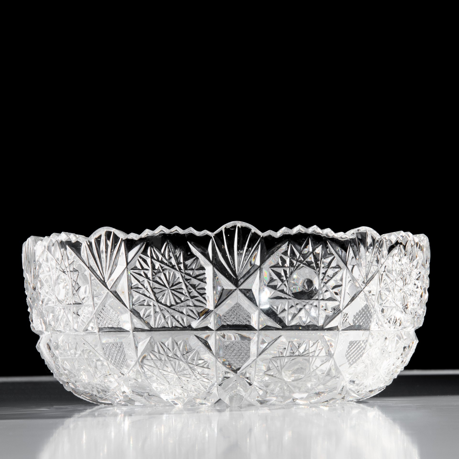 Салатник с рельефным декором, стекло, СССР, 1970-1990 гг.