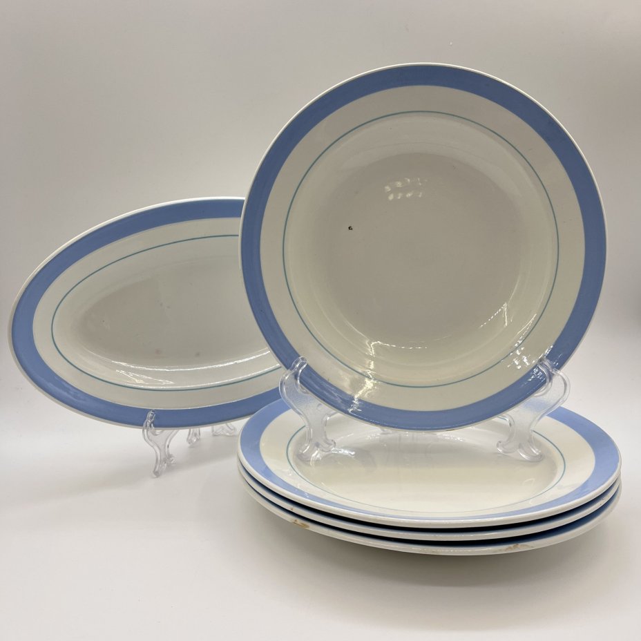 Набор из 5-ти тарелок (блюдо, суповая тарелка и 3 обеденных тарелки), в подборе, фаянс, Конаковский фаянсовый завод им. М.И. Калинина (ЗиК Конаково), СССР, 1974-1991 гг.