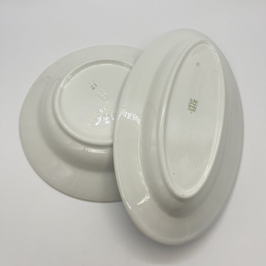 Набор из 5-ти тарелок (блюдо, суповая тарелка и 3 обеденных тарелки), в подборе, фаянс, Конаковский фаянсовый завод им. М.И. Калинина (ЗиК Конаково), СССР, 1974-1991 гг.