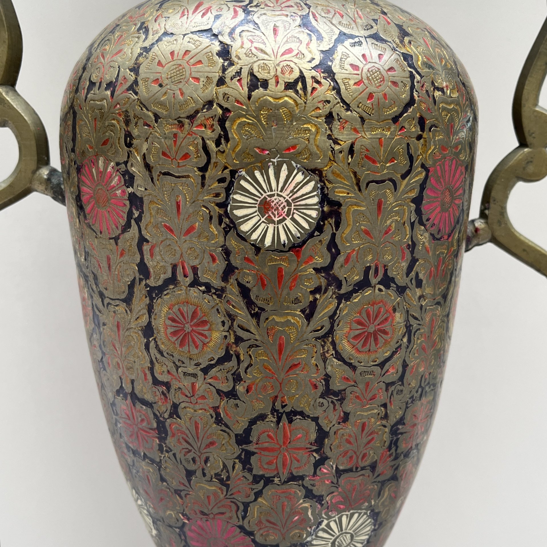 Ваза для цветов в восточном стиле (большая), латунь, эмали, Индия, 1970-1990 гг.