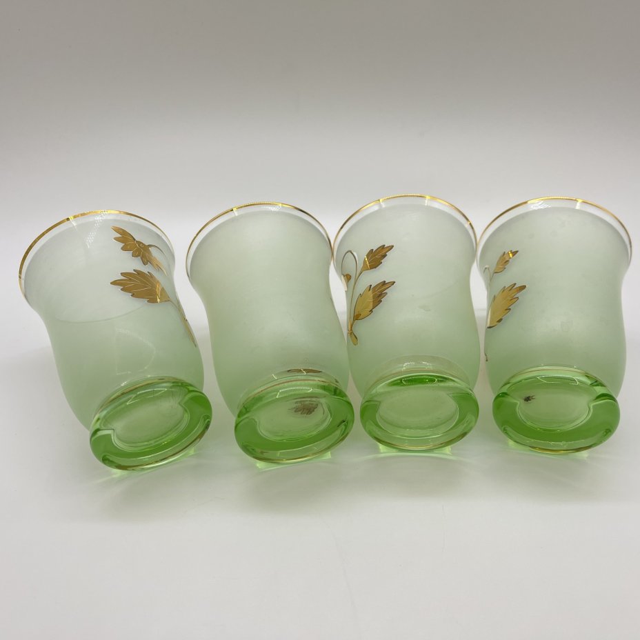 Набор стаканов с растительным декором на 4 персоны