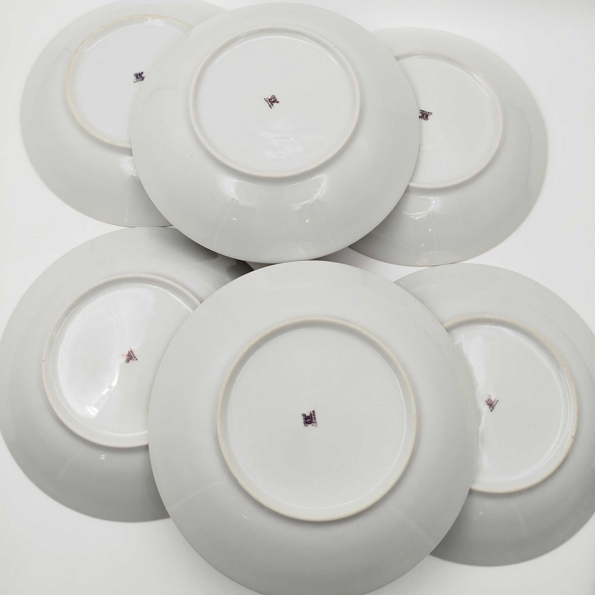 Набор из шести суповых тарелок с цветочным декором в розово-зеленой гамме, фарфор, печать, Epiag Royal Czechoslovakia, Чехословакия, 1970-1990 гг.