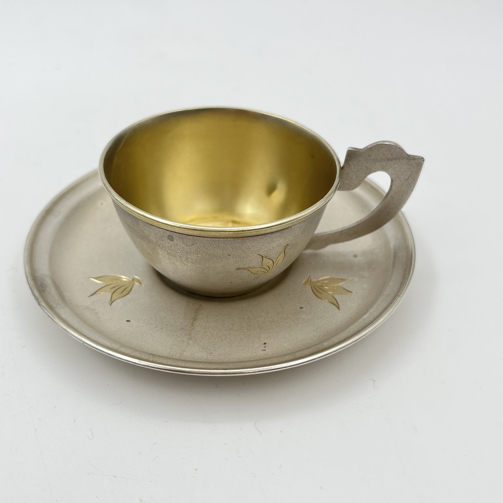 Пара кофейная с цветочным декором, мельхиор (медь-никель), золочение, Мстерская художественная фабрика  «Ювелир», СССР, 1960-1970 гг.