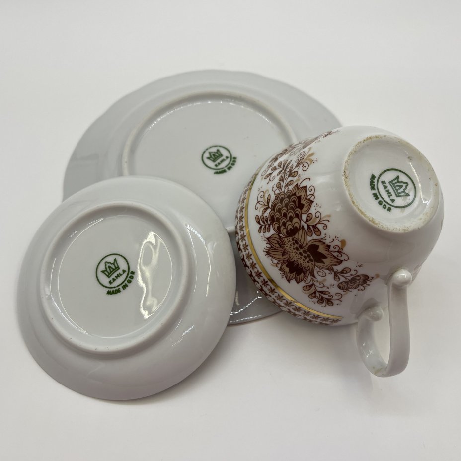 Чайное трио, украшенное флористическим декором, фарфор, деколь, золочение, Kahla, ГДР, 1968-1987 гг.