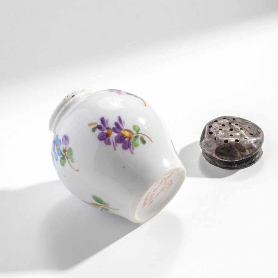 Солонка с цветочным декором, Meissen (Мейсенский фарфор)
