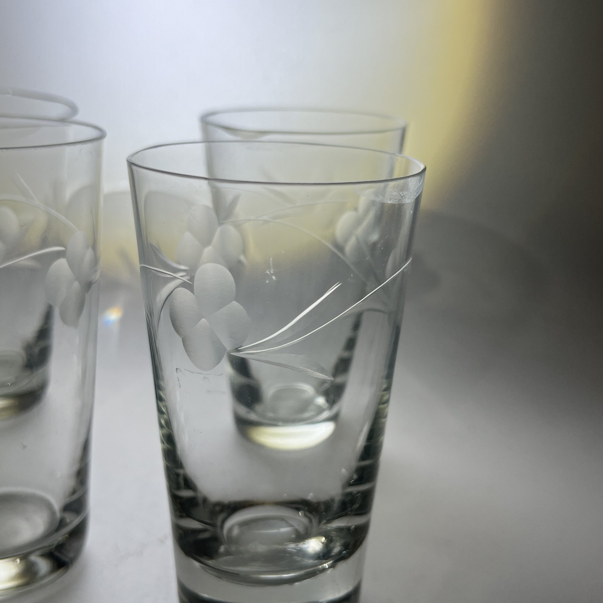 Набор из 4 стопок с резным растительным декором, стекло, алмазная грань, Россия, 1990-2010 гг.