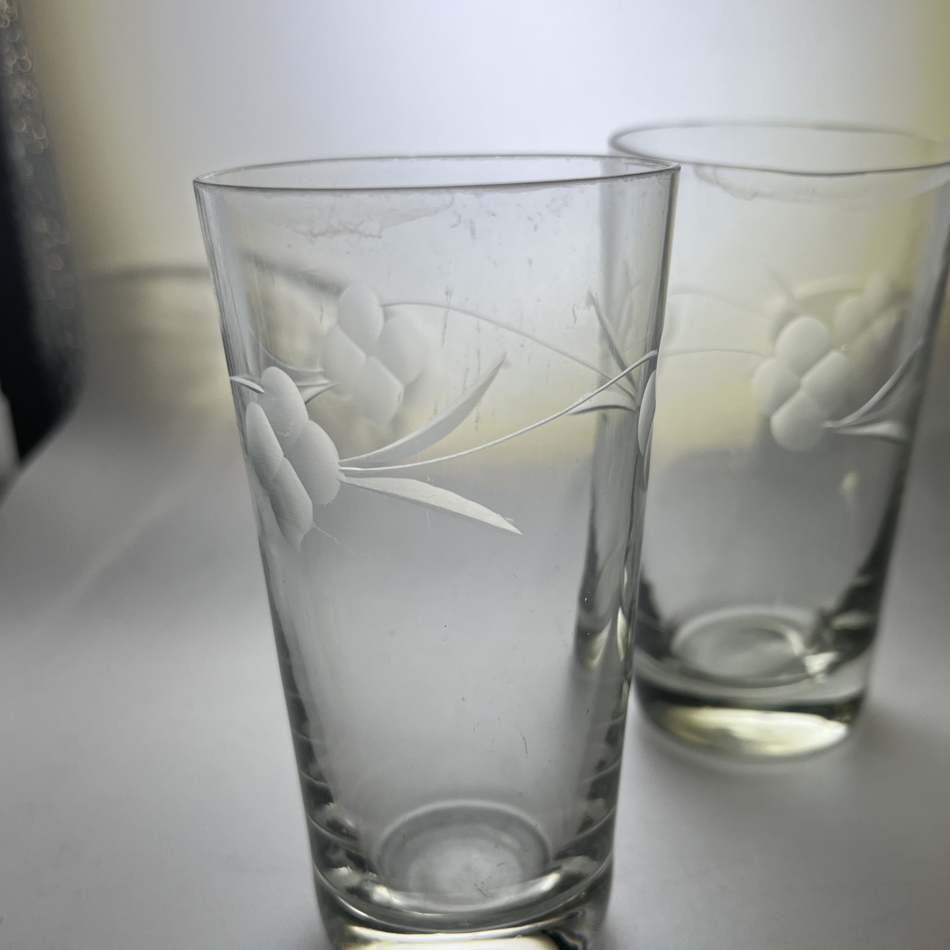 Набор из 4 стопок с резным растительным декором, стекло, алмазная грань, Россия, 1990-2010 гг.