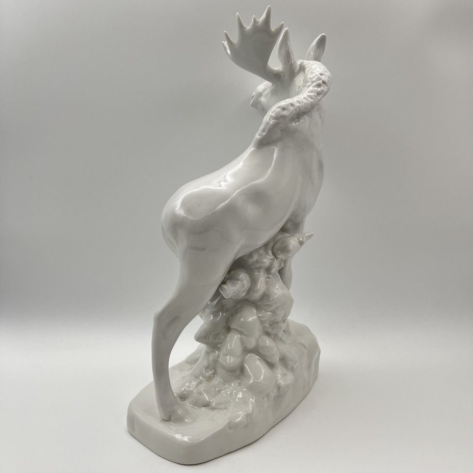 Статуэтка "Лось", скульптор Б.Я. Воробьёв (под реставрацию)