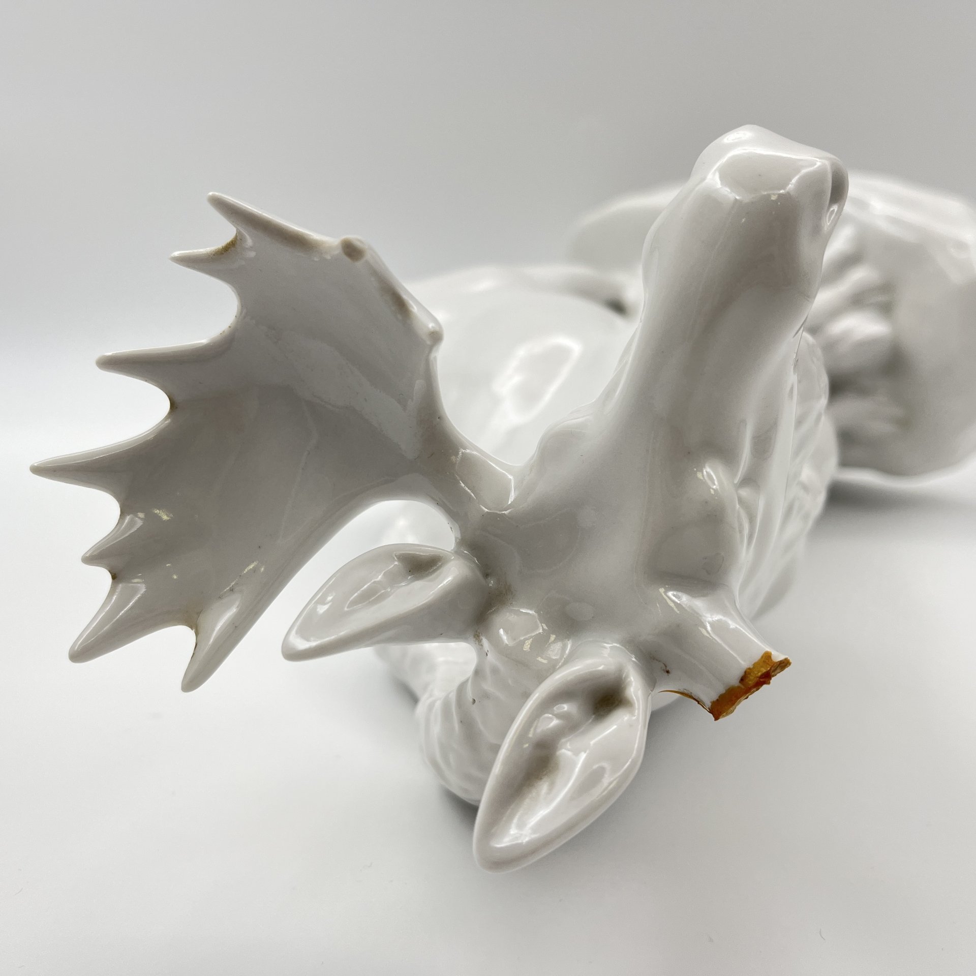 Статуэтка "Лось", скульптор Б.Я. Воробьёв (под реставрацию), фарфор, Ленинградский фарфоровый завод (ЛФЗ), СССР, 1960-1990 гг.