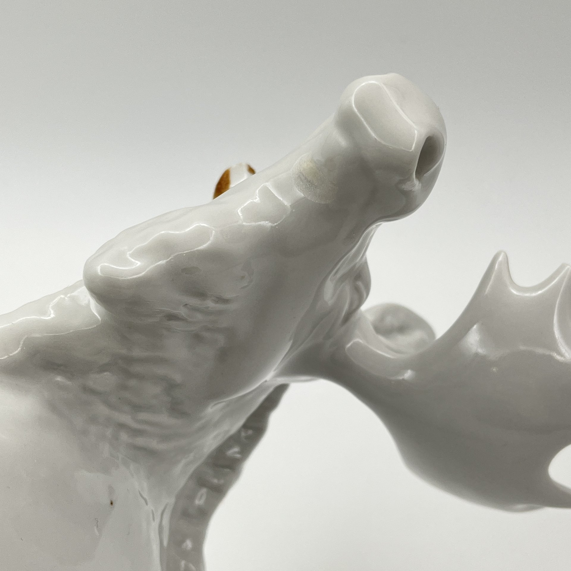 Статуэтка "Лось", скульптор Б.Я. Воробьёв (под реставрацию), фарфор, Ленинградский фарфоровый завод (ЛФЗ), СССР, 1960-1990 гг.