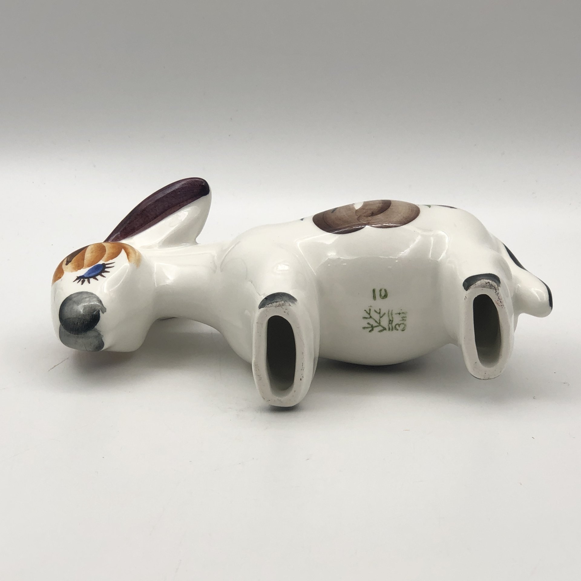 Статуэтка "Ослик", авторы Сергеев В. А., Крохина Ф. Н., фаянс, роспись, Конаковский фаянсовый завод им. М.И. Калинина (ЗиК Конаково), СССР, 1974-1991 гг.