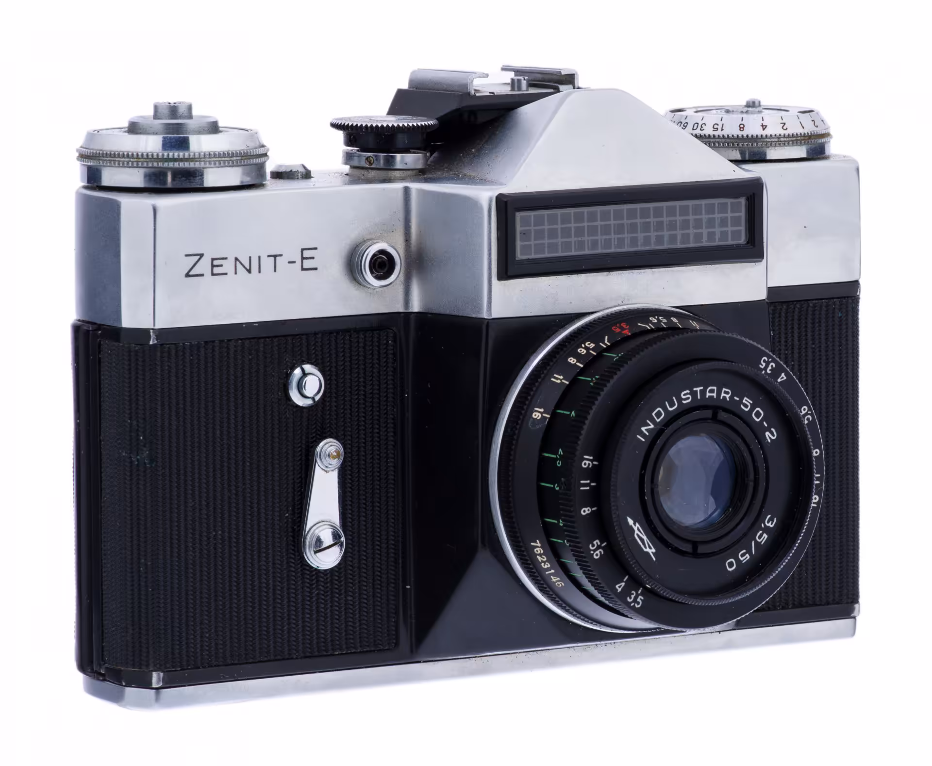 Фотоаппарат "Зенит-Е"  с объективом "Industar -50-2" в родном кофре , алюминиевый сплав, Красногорский механический завод ("КМЗ"), СССР, 1965-1986 гг.