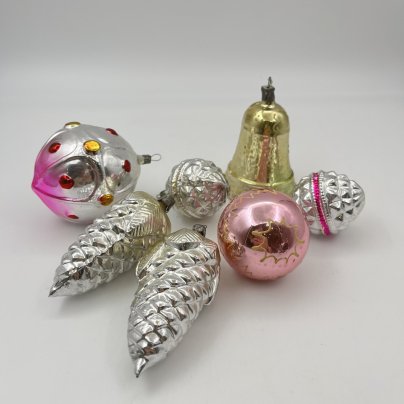 Набор игрушек разных форм, стекло, краска, металл, СССР, 1950-1980 гг.