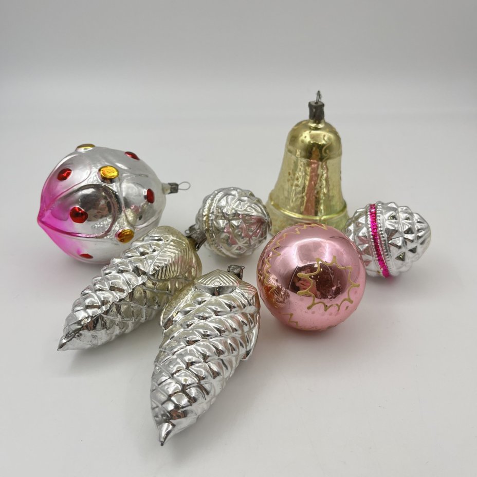 Набор игрушек разных форм, стекло, краска, металл, СССР, 1950-1980 гг.