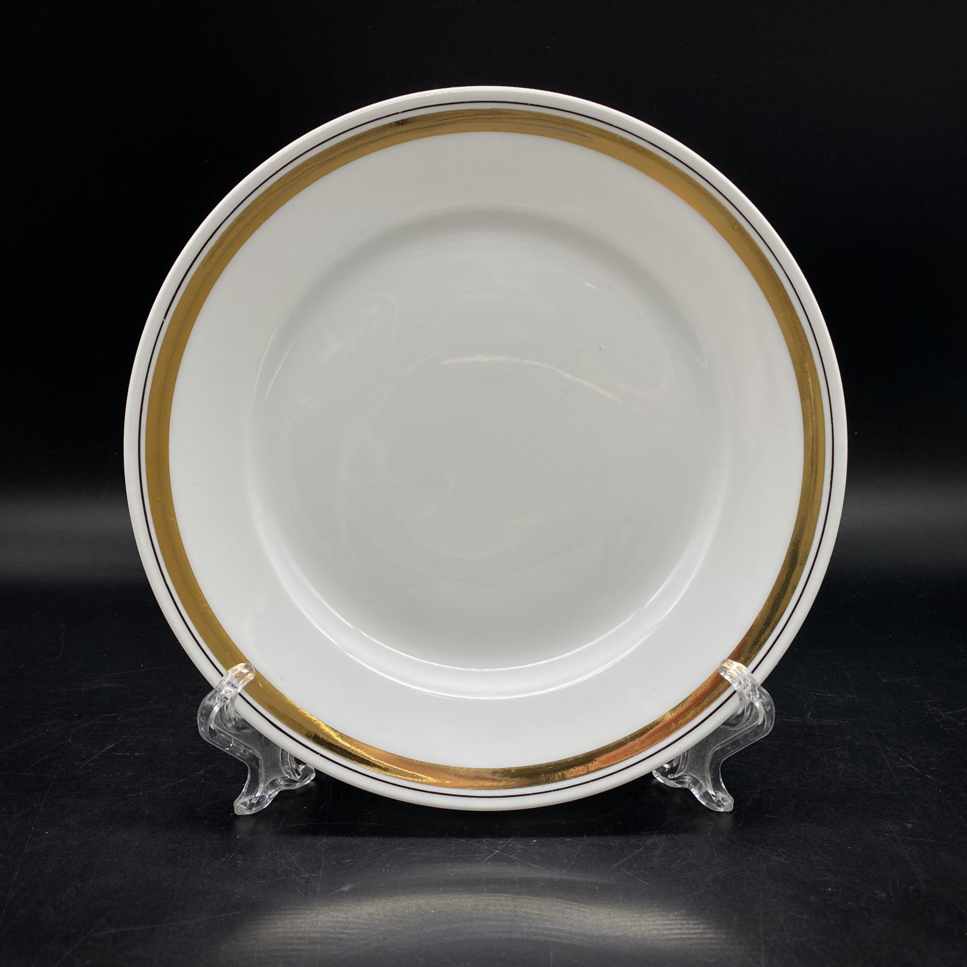 Набор из 9 пирожковых тарелок с золотым ободком, фарфор, Фабрика "Colditz Porcelain Factory", ГДР, 1960-1990 гг., Colditz (Кольдиц)