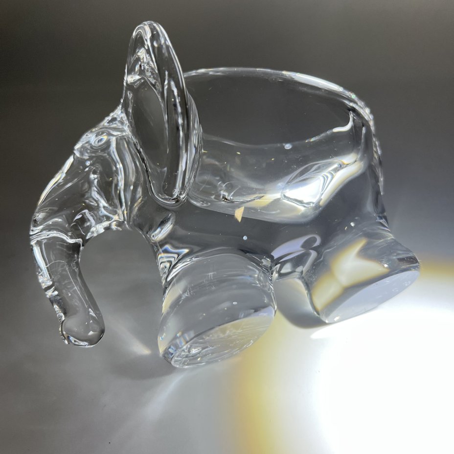 Пепельница  переносная в виде слона