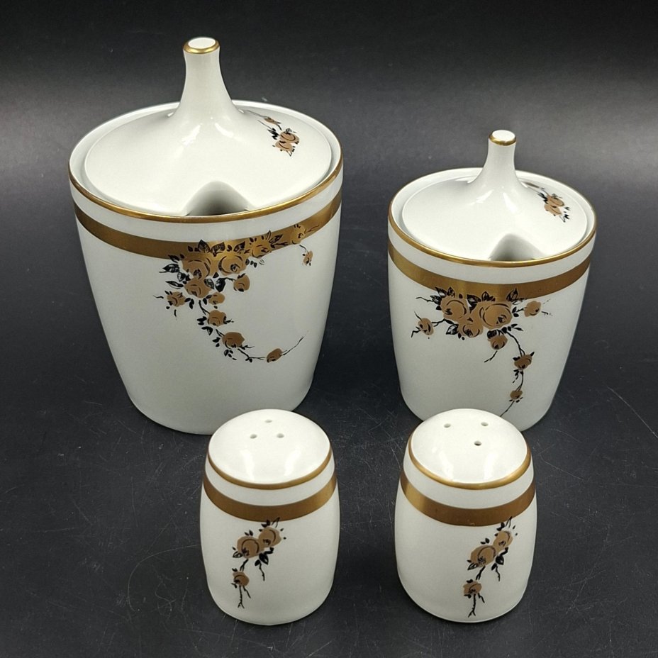Набор для специй (солонка, перечница, горчичница и хренница) с цветочным декором золотистого цвета, фарфор, деколь, золочение, Graf Von Henneberg Porzellan, 1777 Jlmenau, ГДР, 1973-1977 гг.