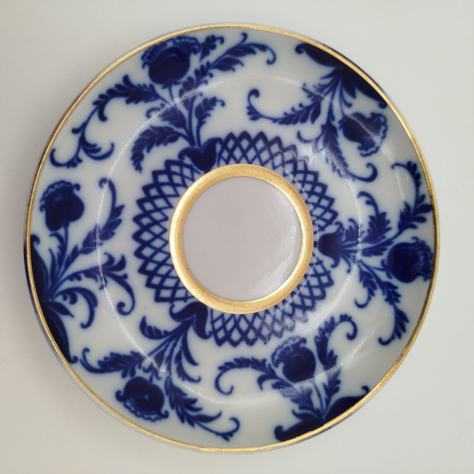 Пара чайная "Синие цветы", фарфор, деколь, золочение, Ленинградский фарфоровый завод (ЛФЗ), СССР, 1970-1986 гг.