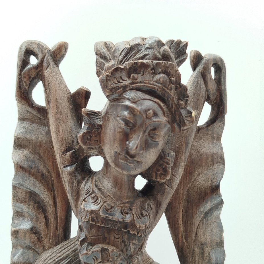 Статуэтка "Танцовщица" ("Апсара")