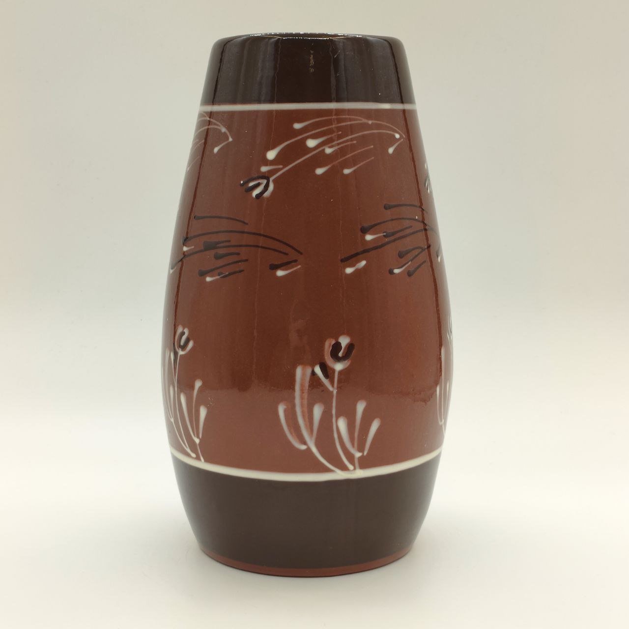 Ваза с растительным декором, керамика, глазурь, роспись, СССР, 1970-1990 гг.