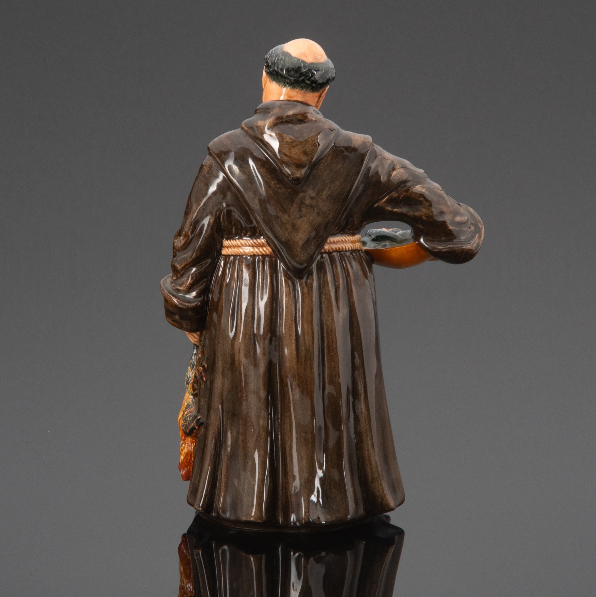 Статуэтка "Веселый монах" ("The Jovial Monk"), скульптор А.Эмисон, Royal Doulton