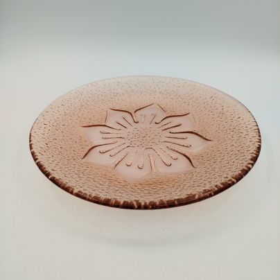 Блюдо карамельного оттенка с изображением цветка, стекло, СССР, 1970-1990 гг.