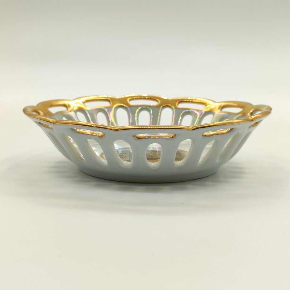 Блюдце (розетка) с прорезным бортом "Potsdam. Schloss Sans Souci"