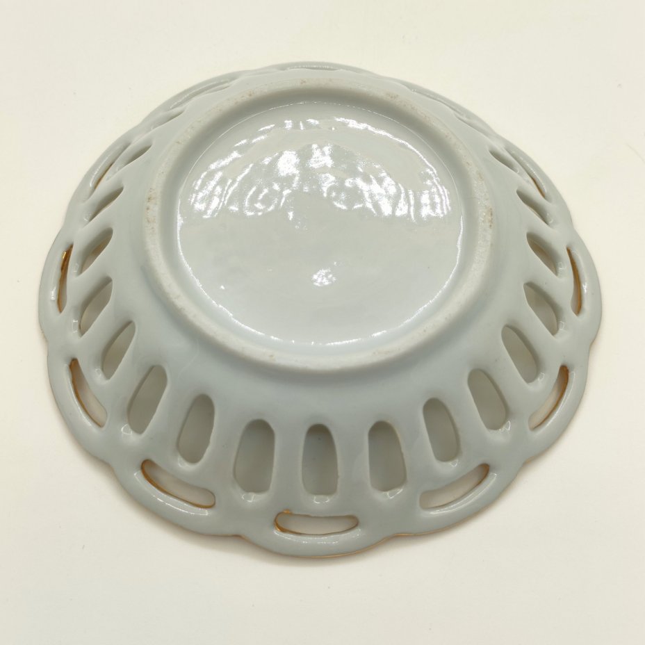 Блюдце (розетка) с прорезным бортом "Potsdam. Schloss Sans Souci"