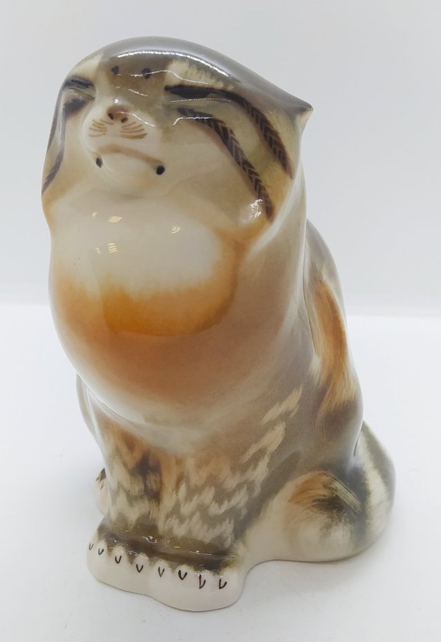 Статуэтка "Дикий камышовый кот" ("Манул"), скульптор Б.Я. Воробьев, Ленинградский фарфоровый завод (ЛФЗ)
