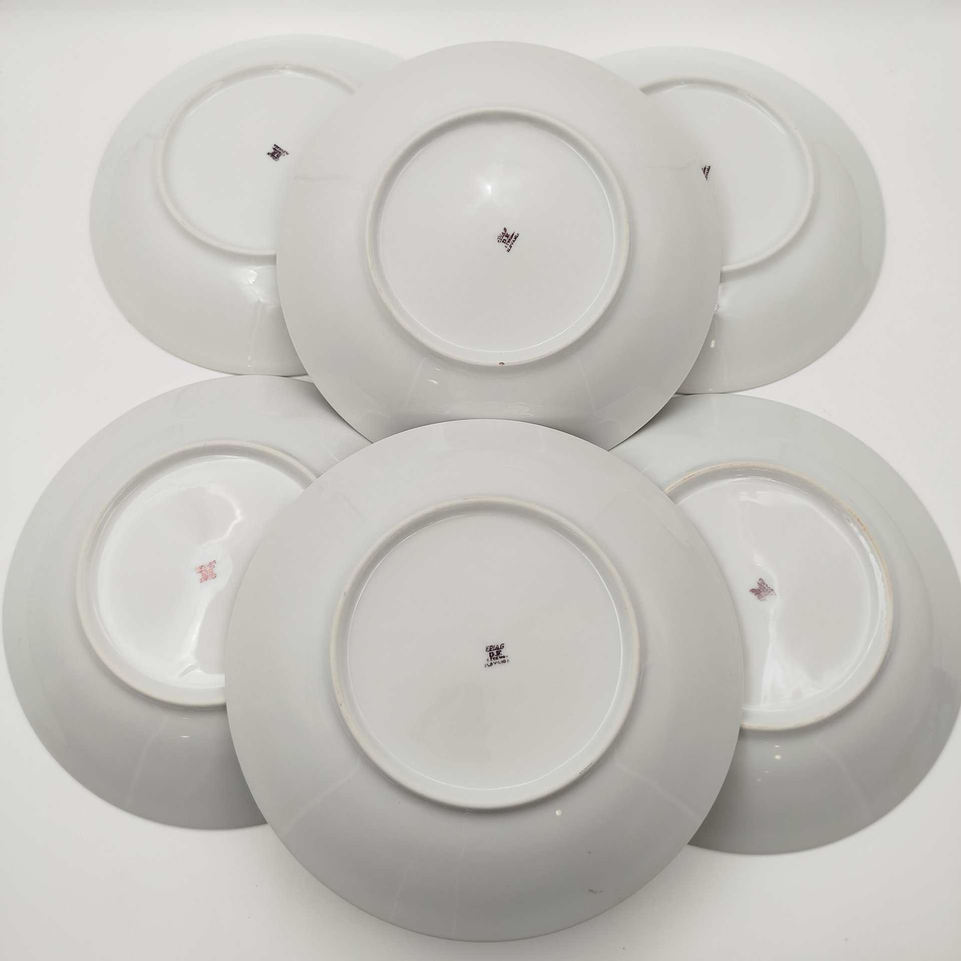Набор из шести суповых тарелок с цветочным декором в розово-зеленой гамме, фарфор, печать, Epiag Royal Czechoslovakia, Чехословакия, 1970-1990 гг.
