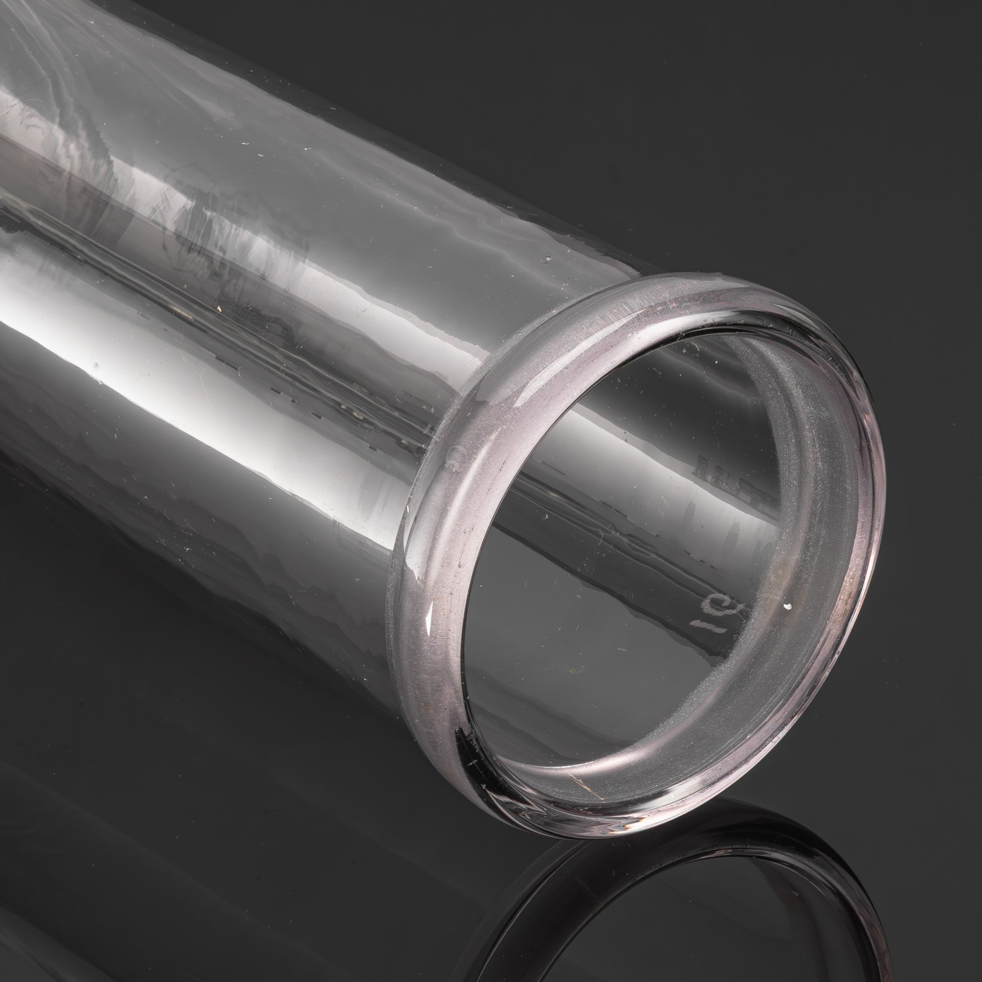 Сосуд лабораторный большого размера, с линзой на дне  цифрой "16" на бортике, стекло, Россия, 1900-1930 гг.