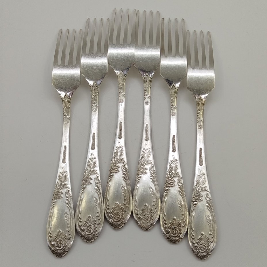 Набор из шести столовых вилок с растительным декором, мНЦ (медь-никель-цинк), Вольнянский завод столовых приборов им. Шевченко (ЗiШ, ЗиШ), СССР, 1960-1990 гг.