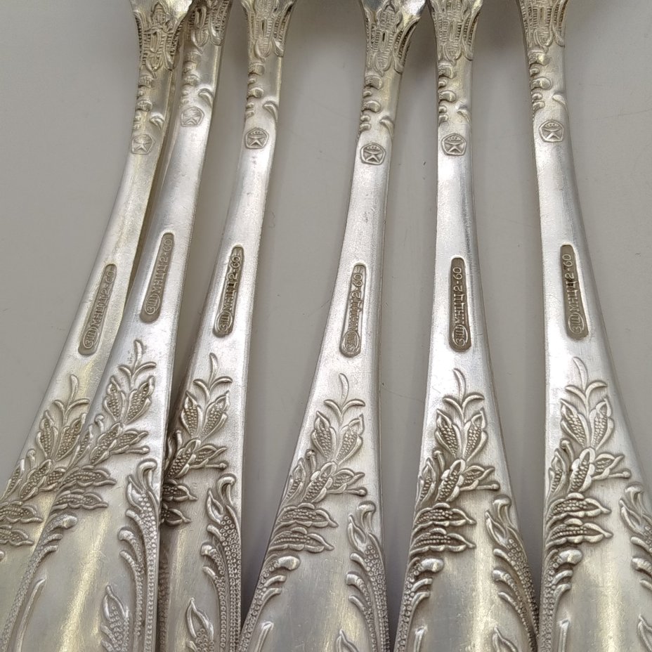 Набор из шести столовых вилок с растительным декором, мНЦ (медь-никель-цинк), Вольнянский завод столовых приборов им. Шевченко (ЗiШ, ЗиШ), СССР, 1960-1990 гг.